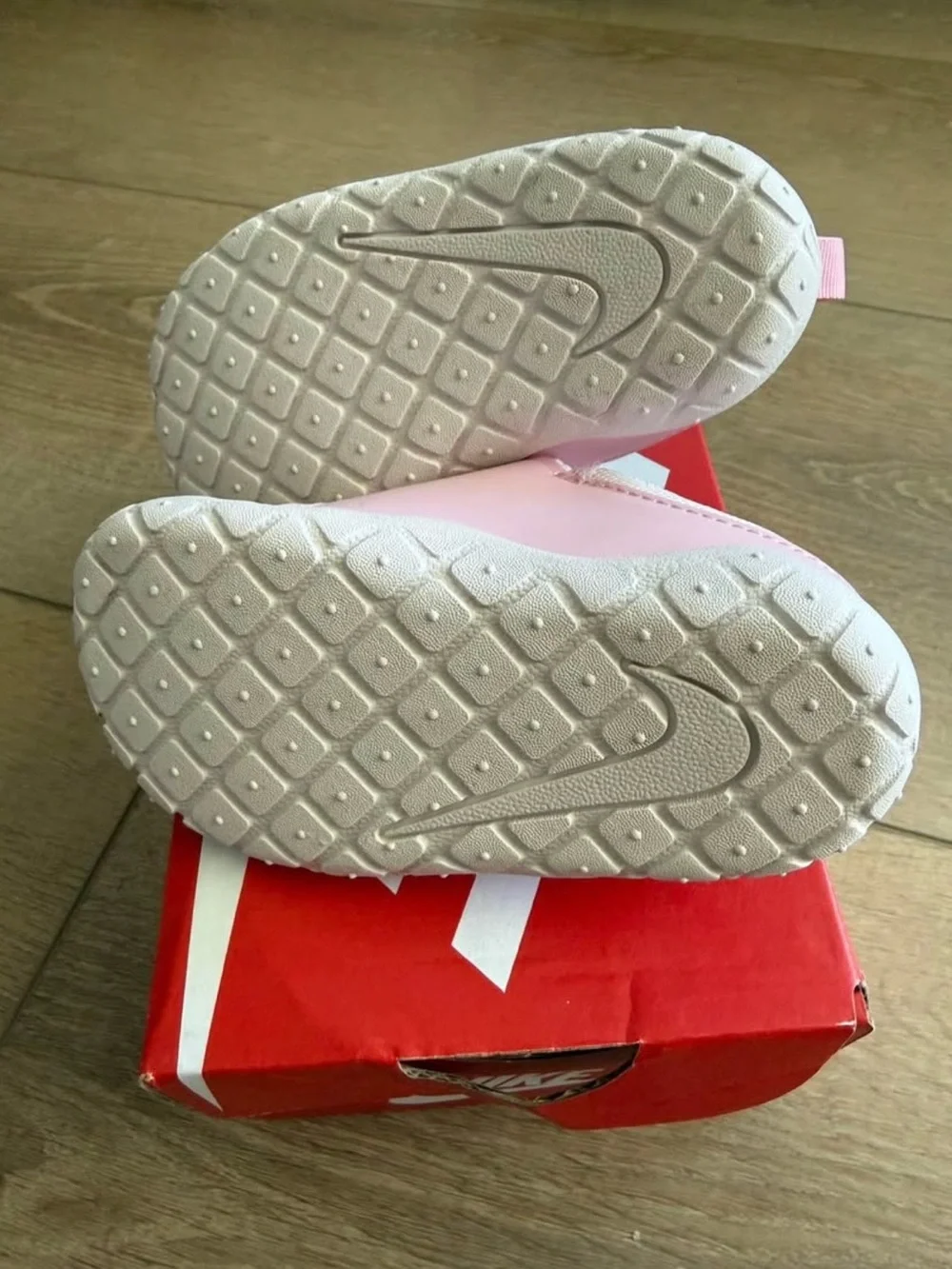 Nike Pink & White Kids Sneakers 6C